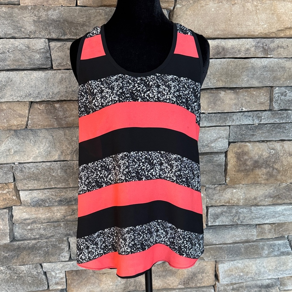Eight Sixty- Coral, Black, and White Polyester High-Low Racerback Tank